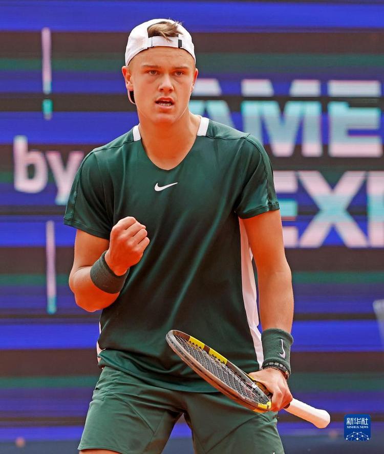 成为游泳赛 成为游泳赛