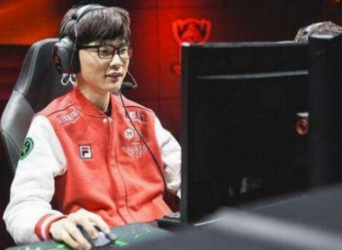 在对阵佛罗 在对阵佛罗